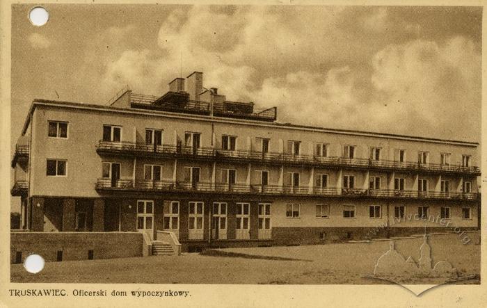 Колишній будинок польського військового санаторію для офіцерів. 1935 рік

