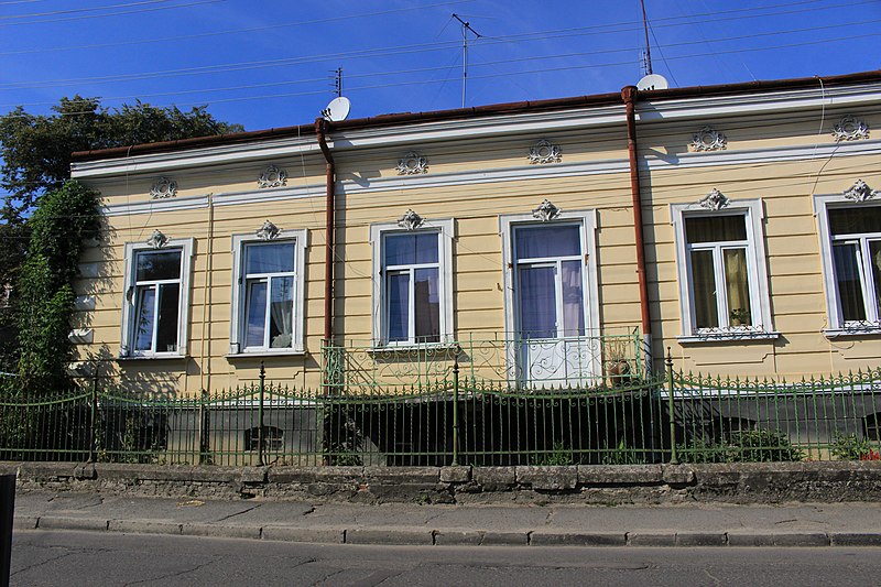 Будинок на вулиці Беднарській (сучасна вул. Юрія Дрогобича, 12). Тут Бруно Шульц мешкав у період з 1910 по 1941 рр.
