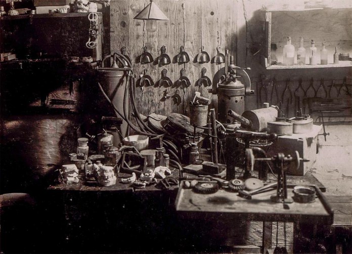 Стоматологічний кабінет, Галичина, 1917 р.
