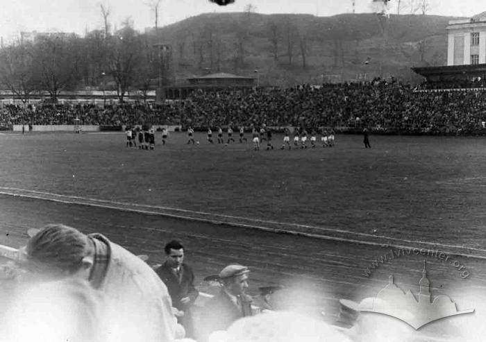 Футбольний матч на стадіоні СКА

