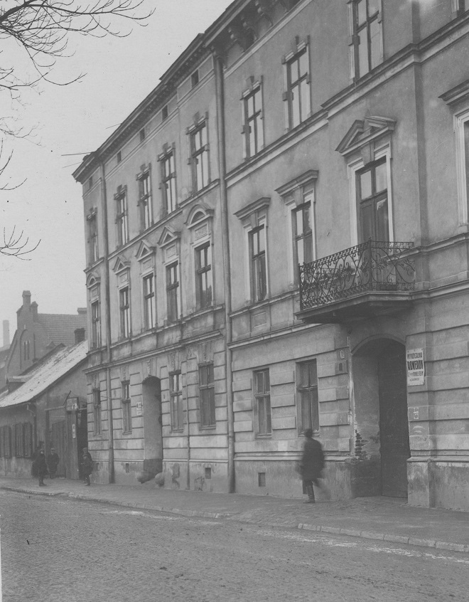 Велопрокат на вул. Джерельній (1930-ті)