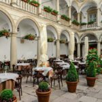 Італійський дворик, Львів