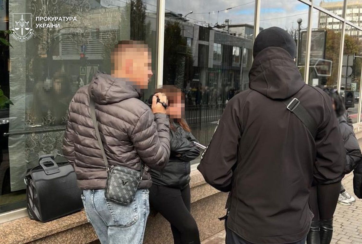 Шахрайство на Львівщині: подружжя ошукало військових на 1 млн грн