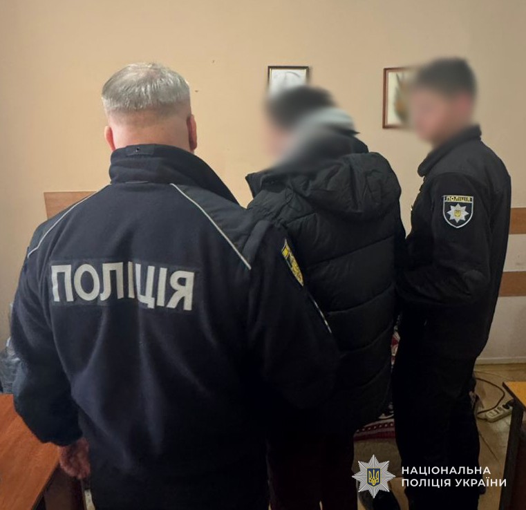 У Львові затримали закарпатця за підпал двох автомобілів на вулиці Короткій