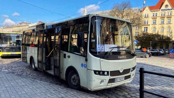 На Великодні свята до Шевченківського гаю курсуватиме автобус №99