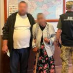На Львівщині 43-річний чоловік намагався виїхати за кордон із 63-річною дружиною